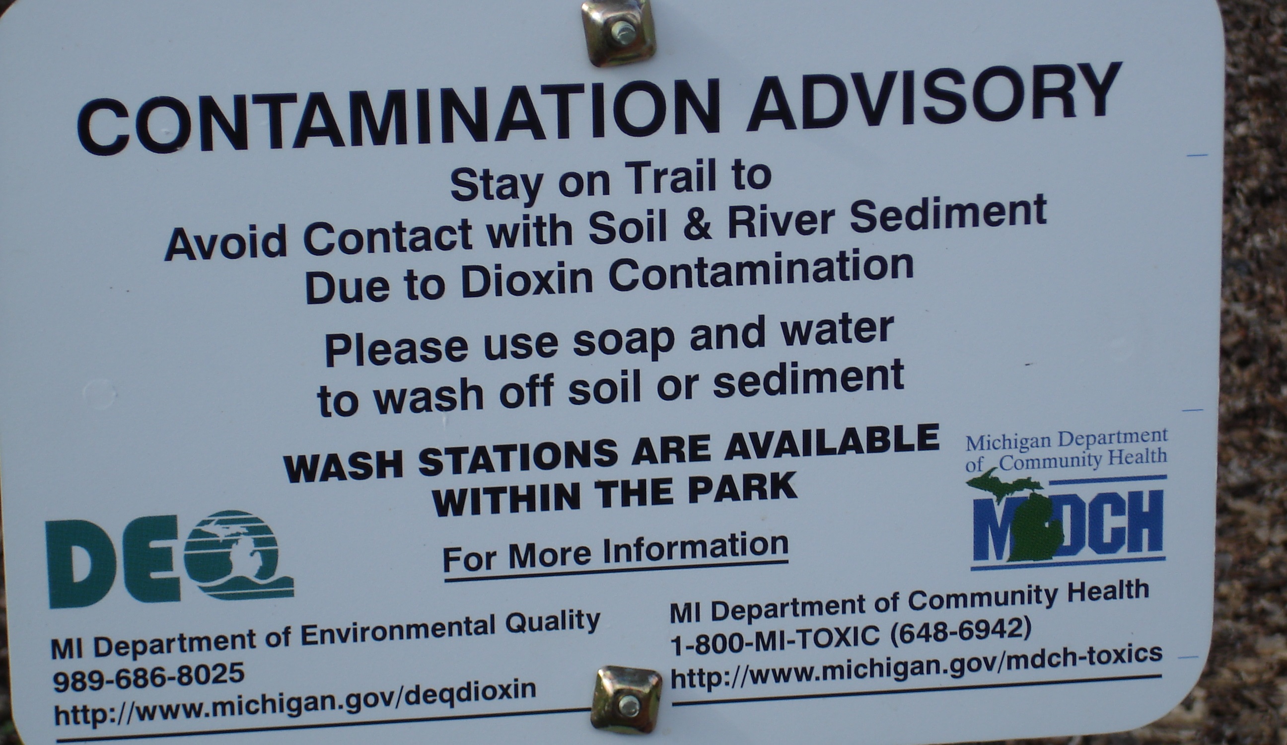 Michigan Dioxin Sign
